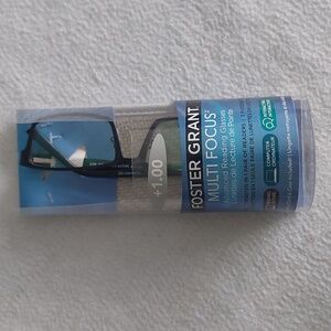 Foster Grant Multi Focus Reading Glasses NWT